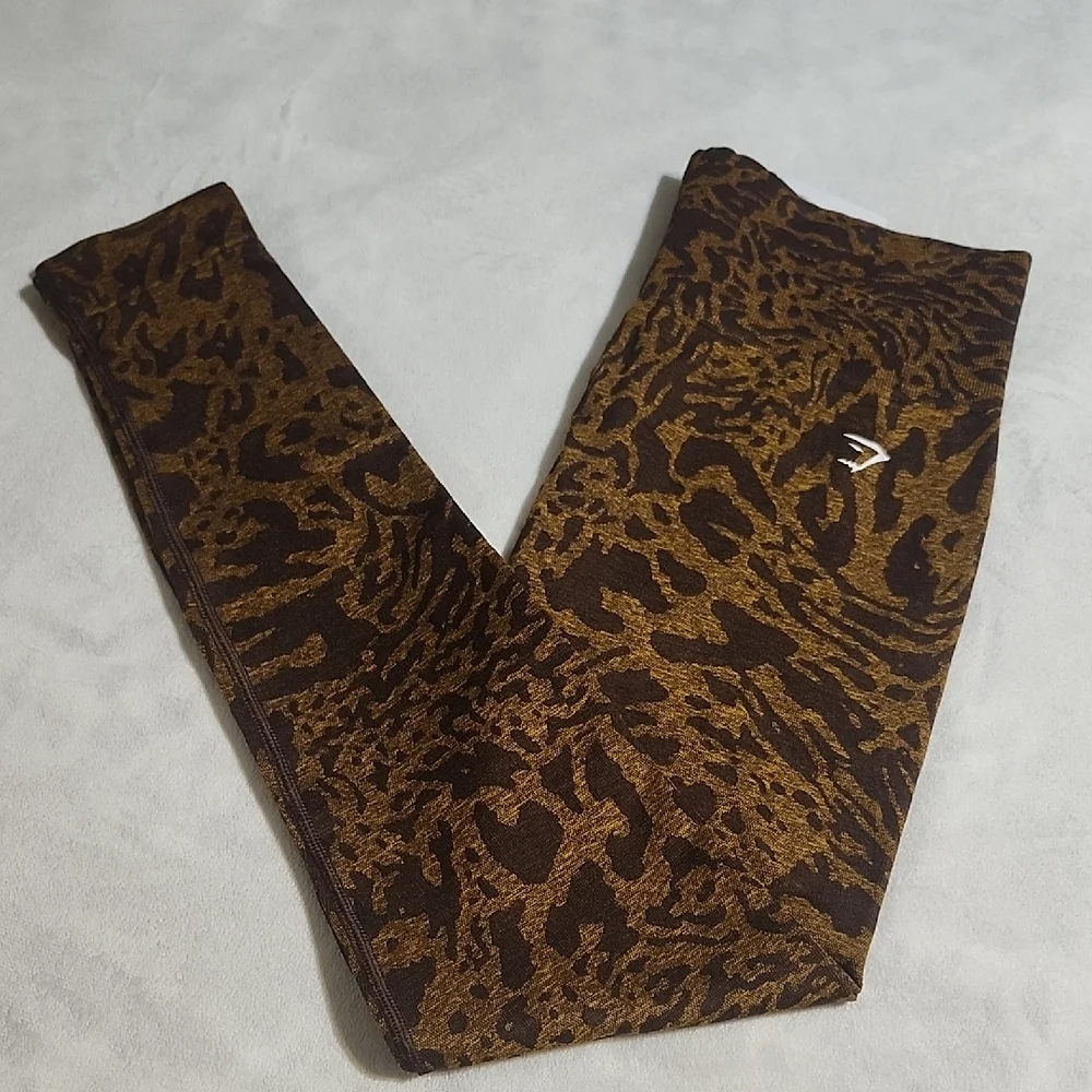 Gymshark Wild Patterned Leggings in Brown and Tan - Picture 8 of 9